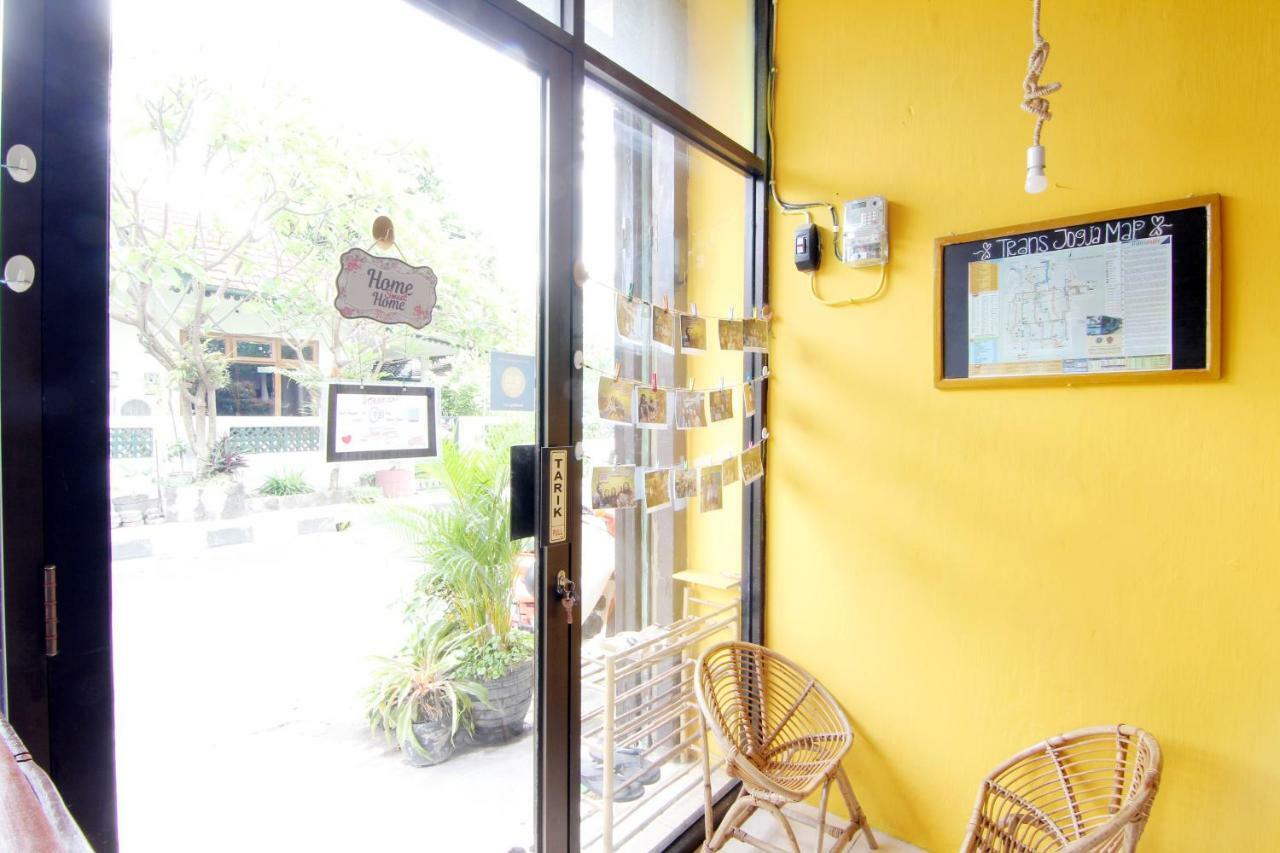 See You Soon Backpacker Hostel Yogyakarta Exterior photo